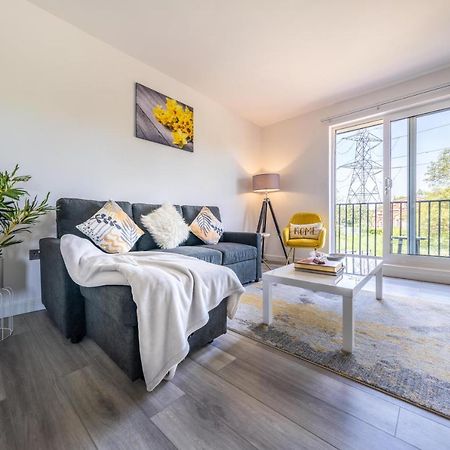 Ash View Place 4 -Heathrow - Thorpe Park - Free Parking Стейнс Экстерьер фото