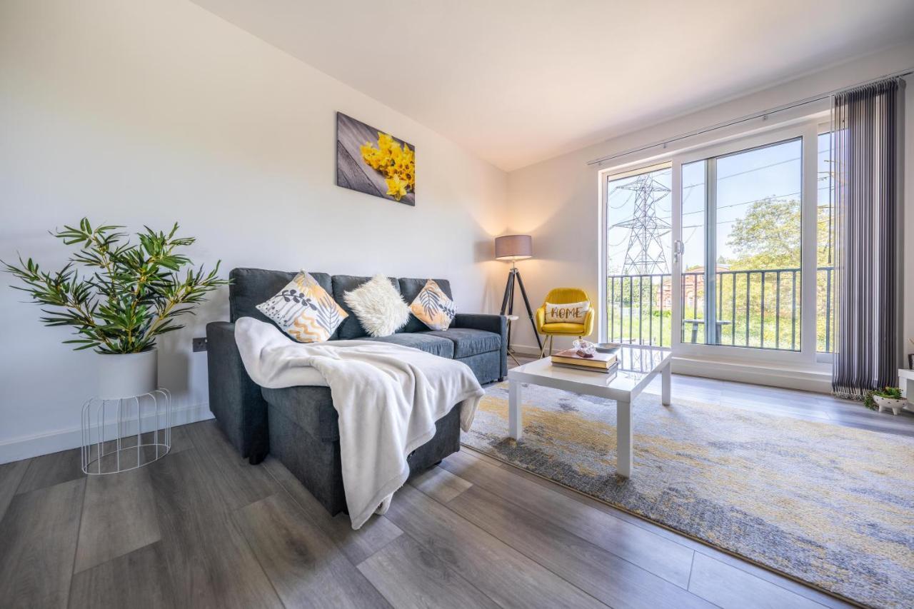 Ash View Place 4 -Heathrow - Thorpe Park - Free Parking Стейнс Экстерьер фото